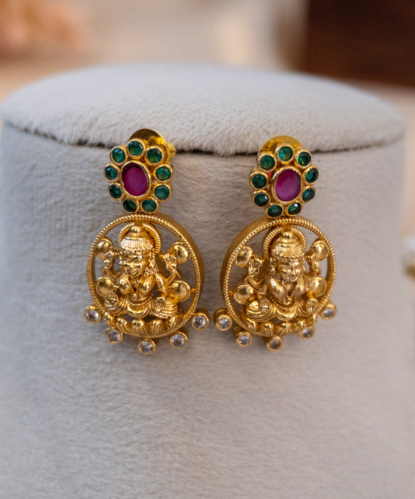 Temple Grace Lakshmi Layered Stone Necklace Set