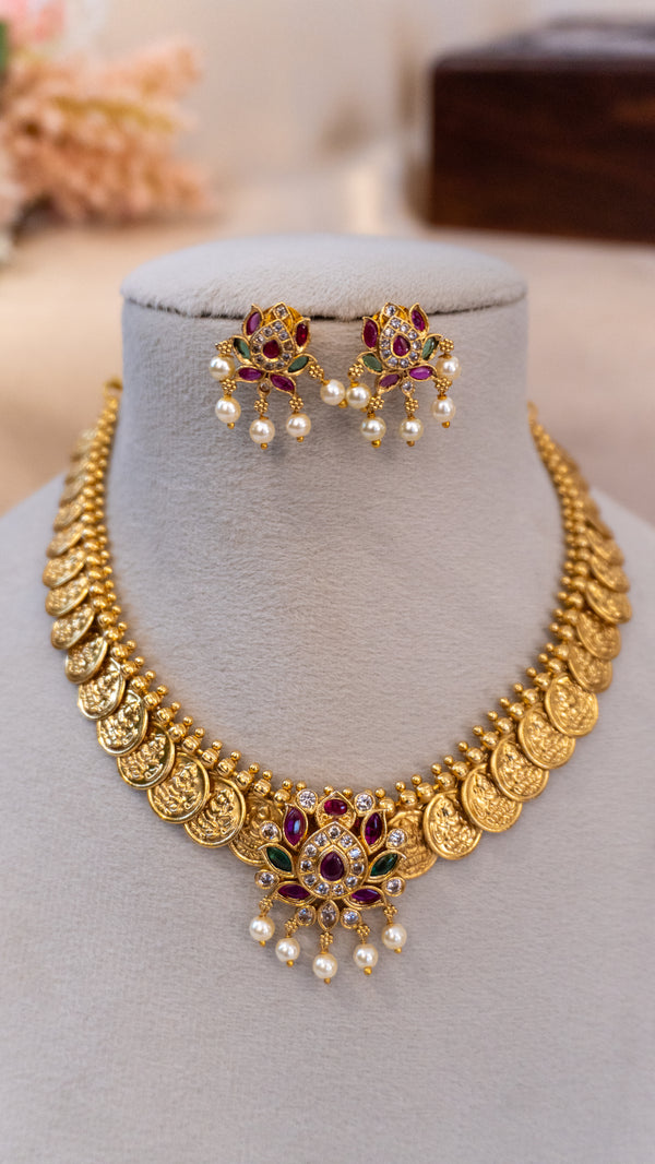 Royal Heritage Kasu Necklace Set with Floral Pendant